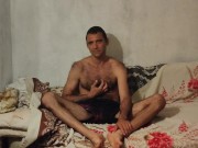 After a shower I dry my hair. 11/16