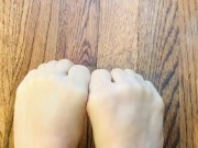 Cute feet, foot fetish, rubbing feet