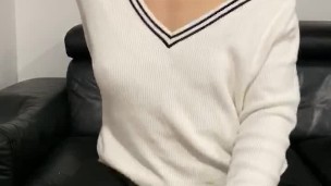 Estudante japonesa estuda a arte de montar meu pau