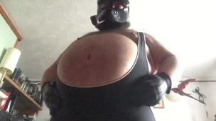 leather gloved pipe pupper clip