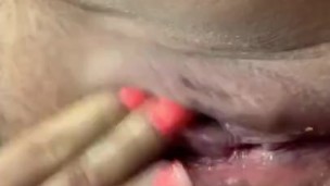 Can’t stop squirting- my pregnant pussy needs to be fucked