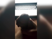 ГОРЯЧИЙ ПАРЕНЬ СТОНЕТ, ПОКА ДРОЧИТ / МАССИВНЫЙ ЧЛЕН - Screenshot 3 of 16 - Jerking Off
