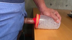 【高画質4Ｋ】ガテン系が超気持ちいいオナホで腰フリオナニー