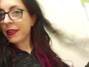 Horny Milf Pisses In The Bathtub 13/16