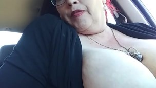 Milf just needs to cum