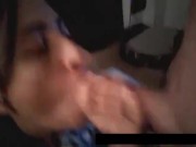 Encontré ésta mamada en mis archivos y recuerdo que me gustó la corrida en mi boca 3/16