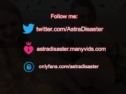 Gamer lesbian orgasms while playing Dark Souls 3, has her pussy fingered and licked by girlfriend 16/16