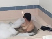 Bathtub Fun! Great orgasm! 8/16