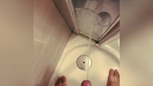 Hot pissing in the shower, full bladder