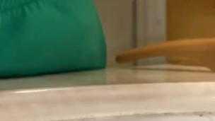 Double urethra pissing