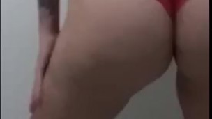 Dançando Funk bem safadinha e querendo rebolar numa piroca