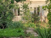 Overgrown path, this is not a problem at all. 16/16