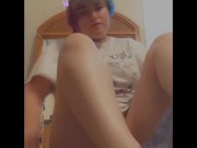 Scene Queen Drinks Her Own Squirt!!