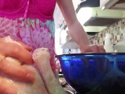 Roasting and EATING Tommy Turkey 8/16