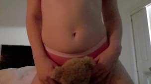 Teen girl humps teddy and cums for daddy