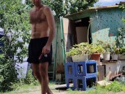 I’m disposing of the old sofa. 16/16