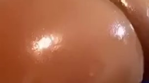 AMATEUR EBONY OILED ASS TWERKING NICE AND WET ONLYFANS MODEL HERE!