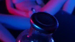 Camgirl Masturbating With Vibrator