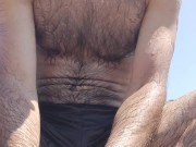 It was a good day for swimming in the river. 14/16