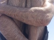 It was a good day for swimming in the river. 16/16