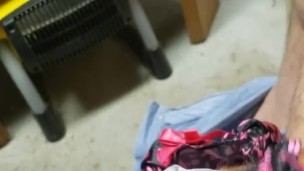 Solo panty wank 