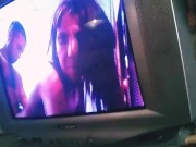 Cecile Pleasure se masturba con vídeos y revistas 9/16