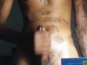 Busting A Big Nut - Screenshot 9 of 16 - Chicago