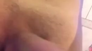 Rico pene sacando leche