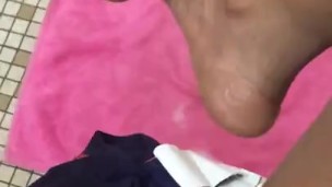 Oiling My Paws/Flashing Woofing Snatch 