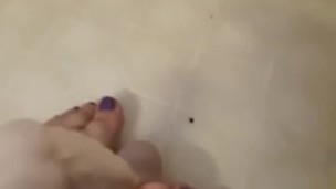 masturbate a dildo with feet