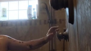 Dad-Bod catches cramp while fucking Fleshlight