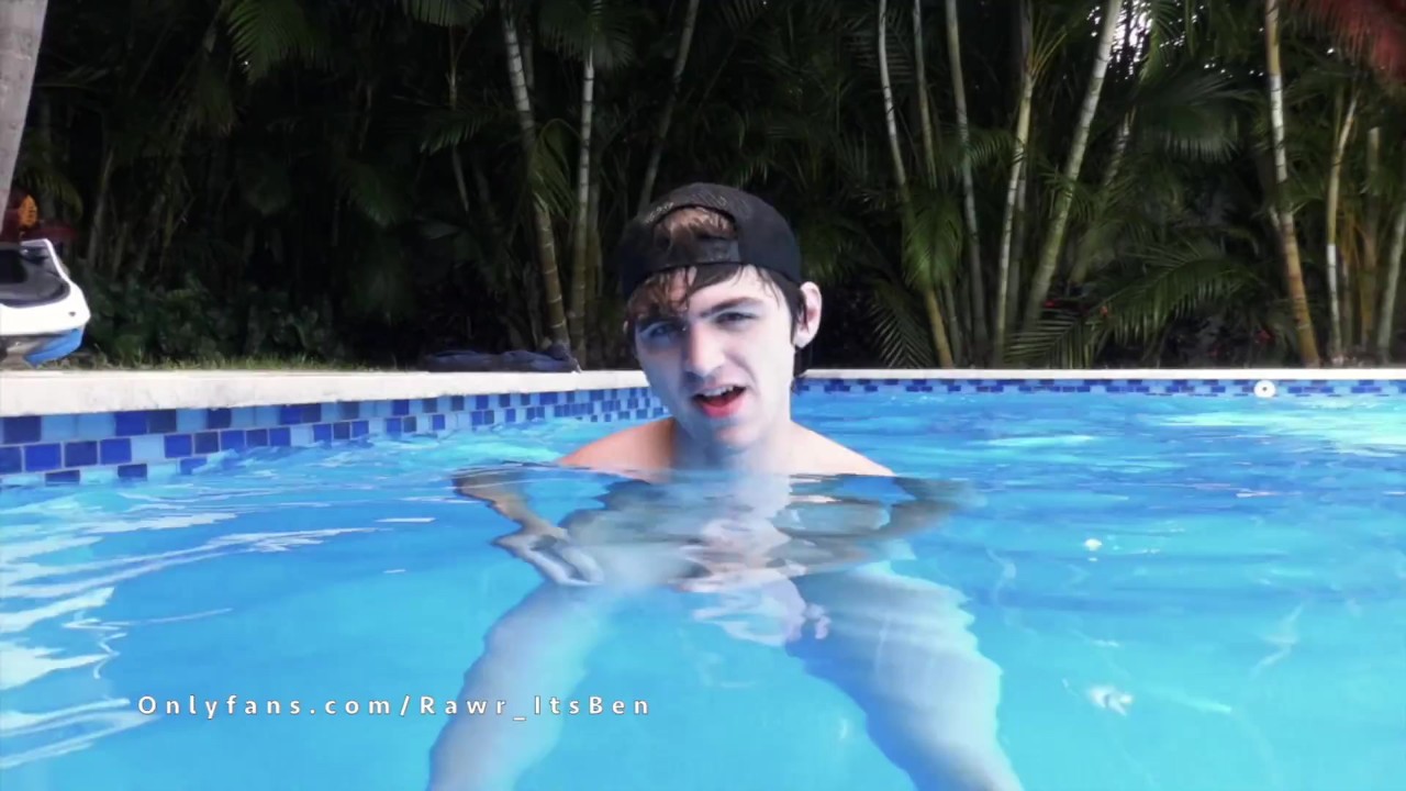 Teen Twink Jacks Off in pool Underwater - Free Sex Video - RedTube