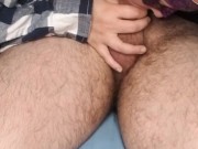 CUM HUNGRY SECRETARY GIVES BOSS A BLOWJOB UNTIL HE CUMS 5/16