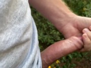 ПАРЕНЬ ГОЛЫЙ ХОДИТ ПО ЛЕСУ И ДРОЧИТ СО СТОНАМИ. КОНЧАЕТ МНОГО СПЕРМЫ - Screenshot 10 of 16 - Outside