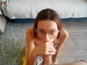 Сводная  ботанка уговорила меня дать ей в рот и кончить на очки - Screenshot 15 of 16 - Step Sister