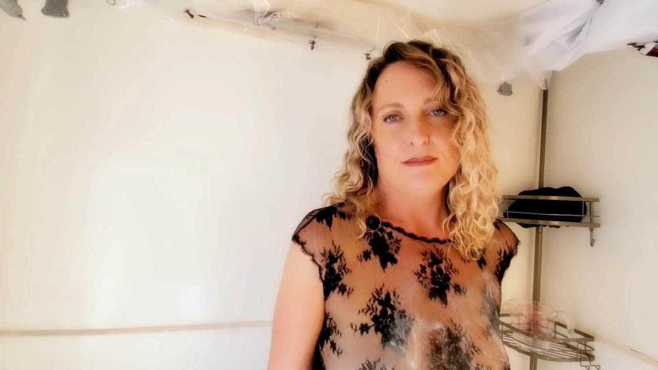 STEPMOM'S BATH TIME - TABOO POV - RedTube