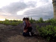 Публично трахнула своего мальчика на крыше заброшки 11/16