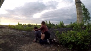 Ustalanie miejsc na dachu budynku kotła za pomocą smarowania