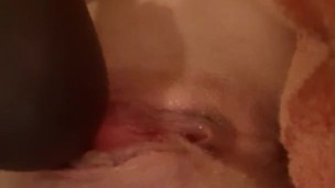 Juicy pussy squirts in only 2mins! Closeup fingering and vibrating clit