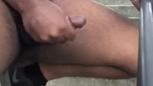 Jerking off CUMSHOT during early morning run Onlyfans/cumforhire