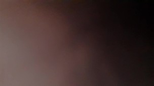 Pajaso en la bodega del heno, el heno pica