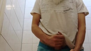Husky pissing and cumming over himself