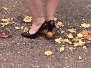 Crush fetish outdoors  Fat legs in high heel shoes crush apples 10/16