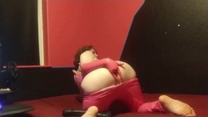 BUBBLEGUM BITCH GETS SLOPPY WITH BLACK CENTAUR COCK (MR HANKEY'S TOYS)
