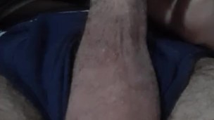 Mira como me doy amor mientras veo hentai