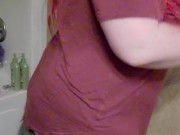 Red head twerking 