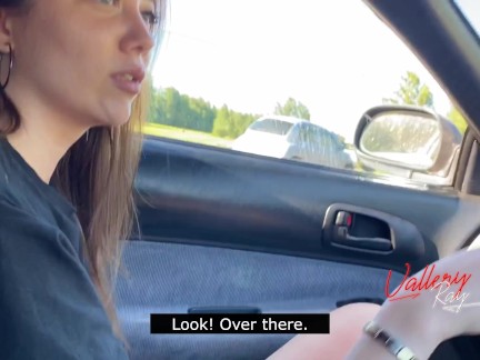 Whore sucked in the car and cheated her boyfriend 