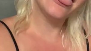 Big tit pregnant MILF inserts Bottle into pussy