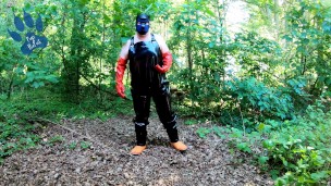 quick outdoor paw off in rubber dungarees