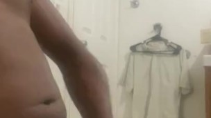 Jacking off while my girl in the room